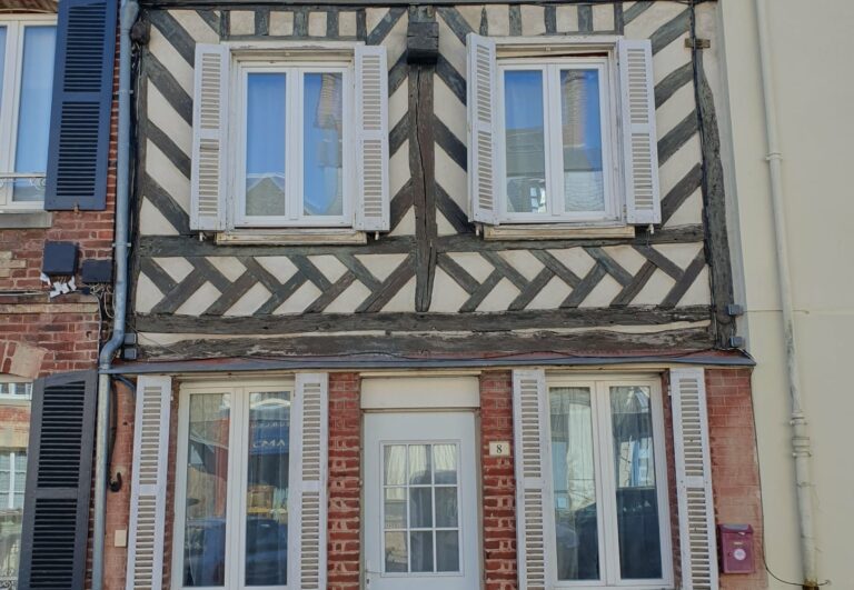 Charmante maison de village au cœur des plus beaux villages de la région !