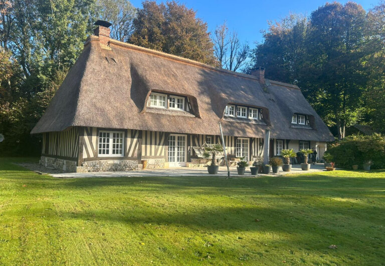 A 15 minutes de Cormeilles ancien pressoir.